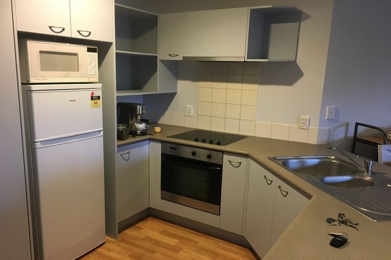 Photo of property in Paramount Apartments, 11/281 Maunganui Road, Mount Maunganui, 3116