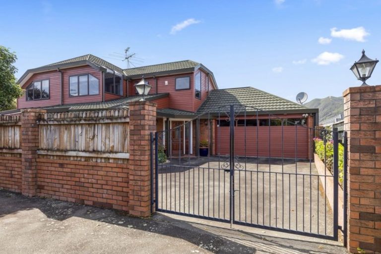 Photo of property in 18a Witako Street, Epuni, Lower Hutt, 5011