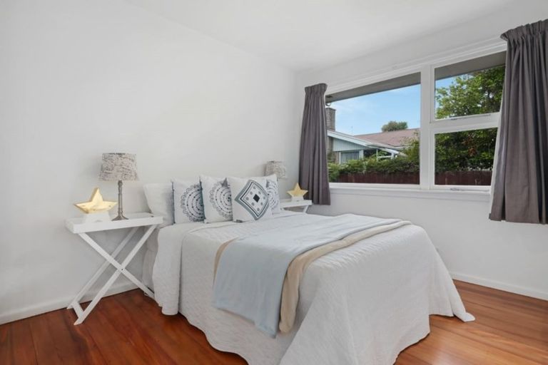 Photo of property in 1/37 Lochee Road, Upper Riccarton, Christchurch, 8041