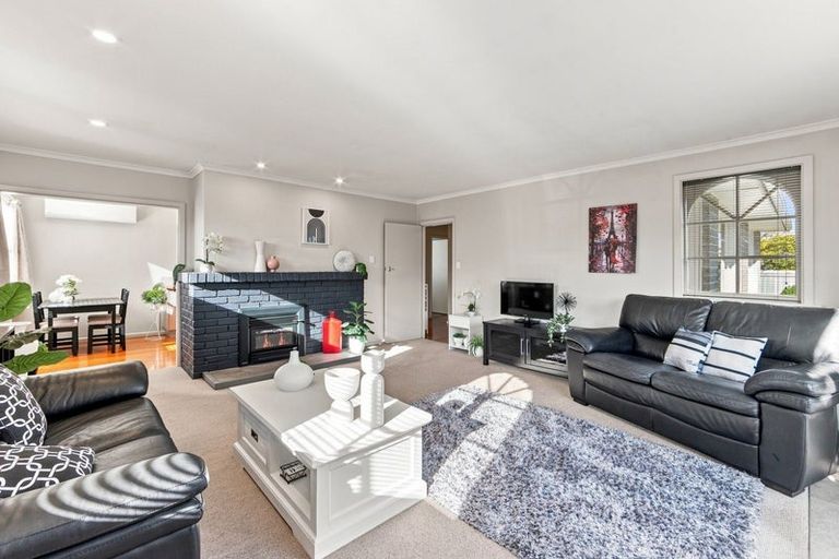 Photo of property in 11 Yeovil Place, St Albans, Christchurch, 8052