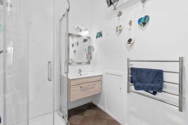 Photo of property in 284 White Road, Waipawa, Otane, 4277