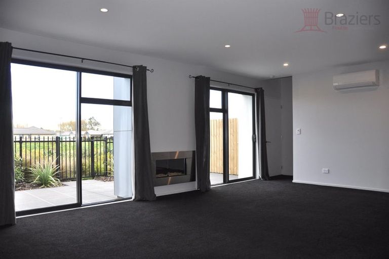 Photo of property in 17 Bellbird Lane, Marshland, Christchurch, 8083