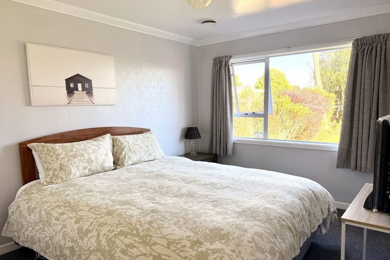 Photo of property in 73 Adamson Crescent, Glengarry, Invercargill, 9810