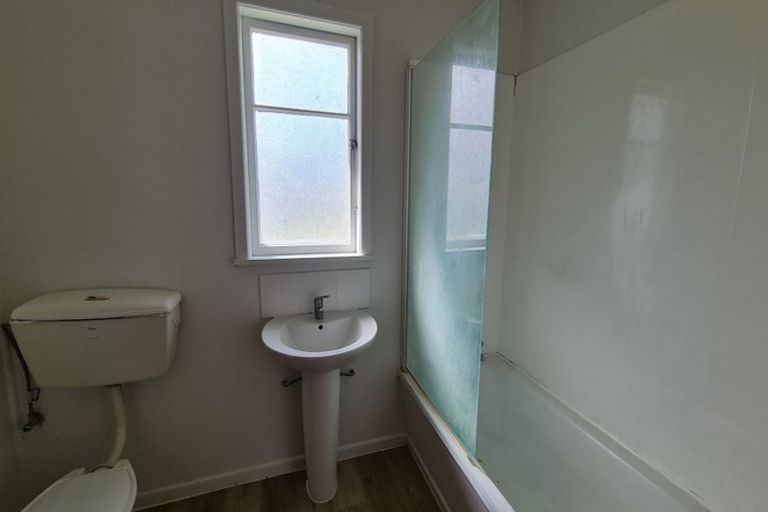 Photo of property in 68 Manuka Street, Castlecliff, Whanganui, 4501