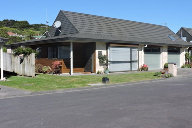 Photo of property in Redwood Village, 15/42 Main Road, Tawa, Wellington, 5028