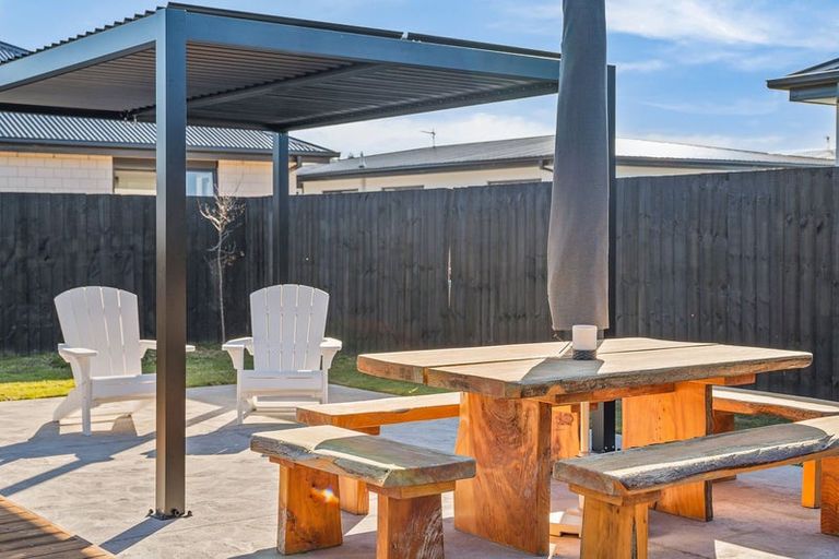 Photo of property in 4/21 Blakes Road, Belfast, Christchurch, 8051