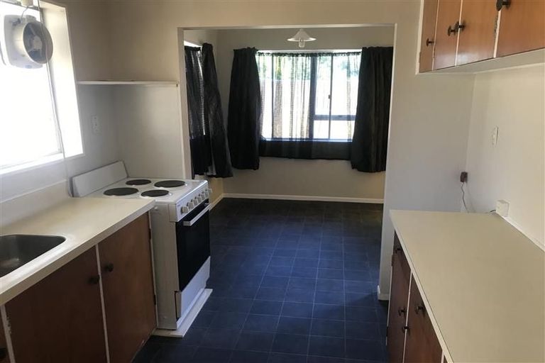 Photo of property in 40 Wynyard Crescent, Tamatea, Napier, 4112