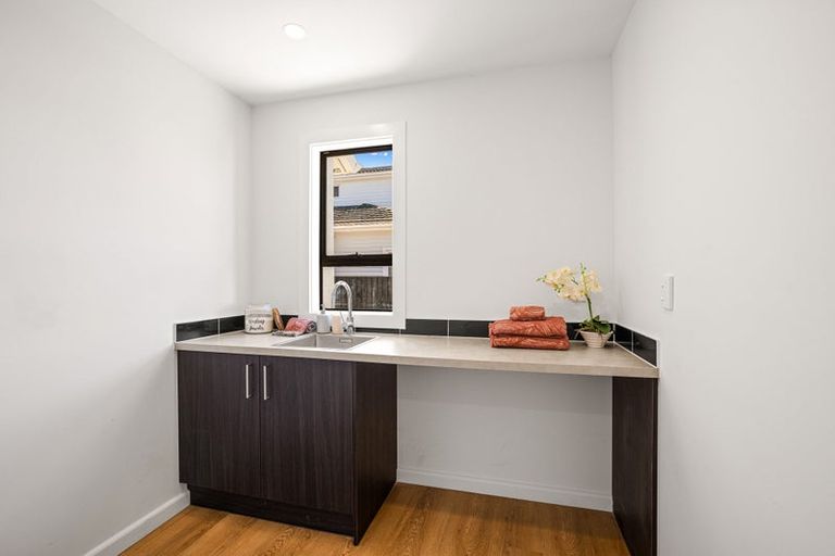 Photo of property in 26 Mackworth Street, Woolston, Christchurch, 8062