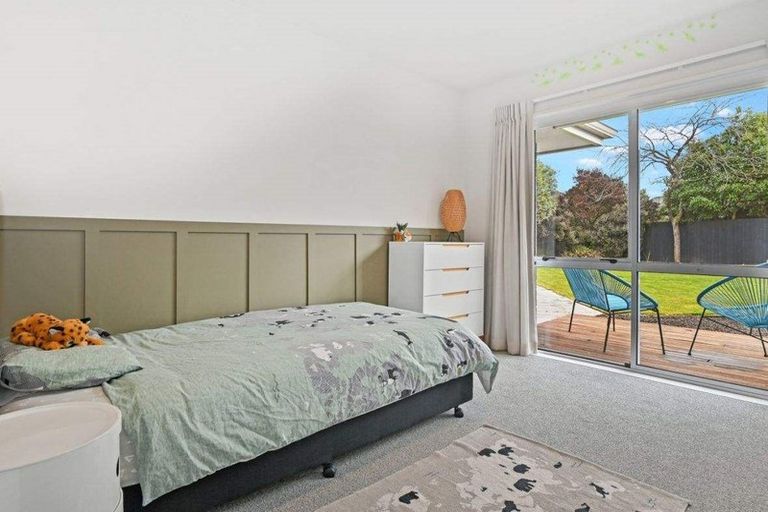 Photo of property in 7 Copperfield Close, Parklands, Christchurch, 8083