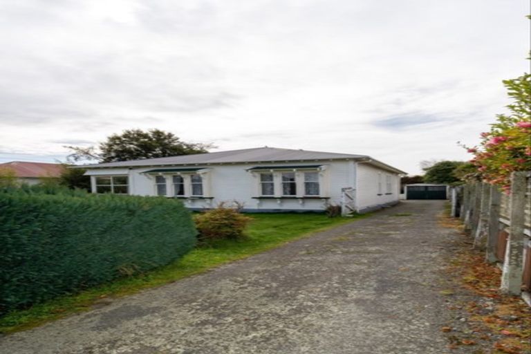 Photo of property in 100 Domain Terrace, Spreydon, Christchurch, 8024