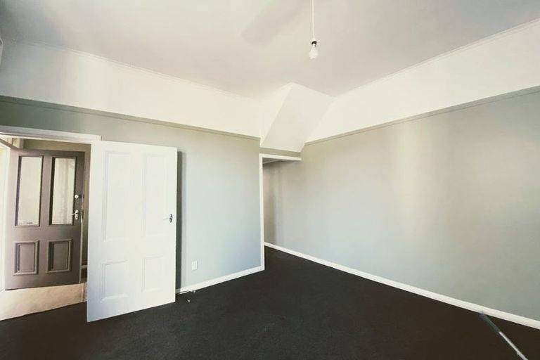 Photo of property in 167 Tasman Street, Mount Cook, Wellington, 6021