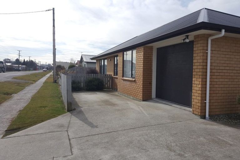 Photo of property in 18a Redmond Street, Gore, 9710