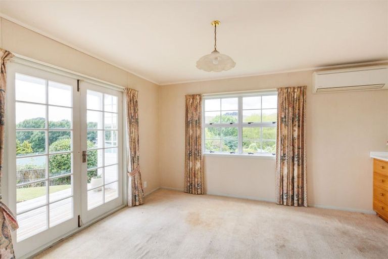 Photo of property in 7 Feltham Street, Hunterville, 4730