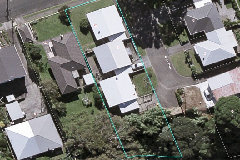 Photo of property in 67 Young Street, New Plymouth, 4310