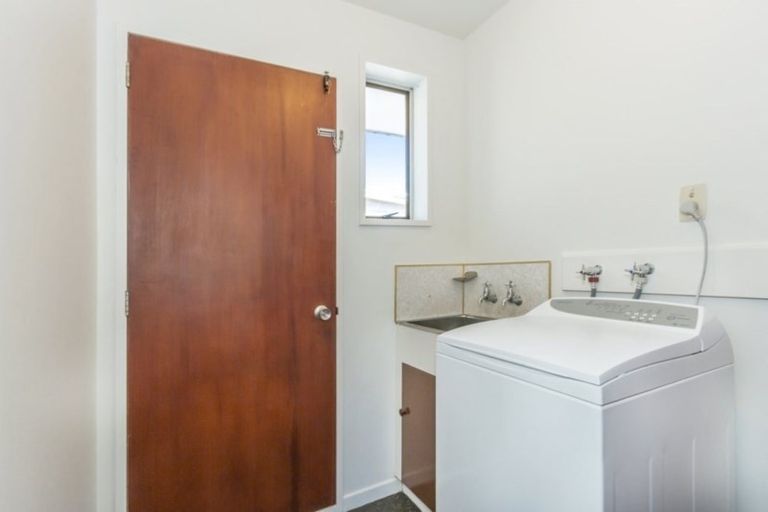 Photo of property in 1/66 Estuary Road, New Brighton, Christchurch, 8061