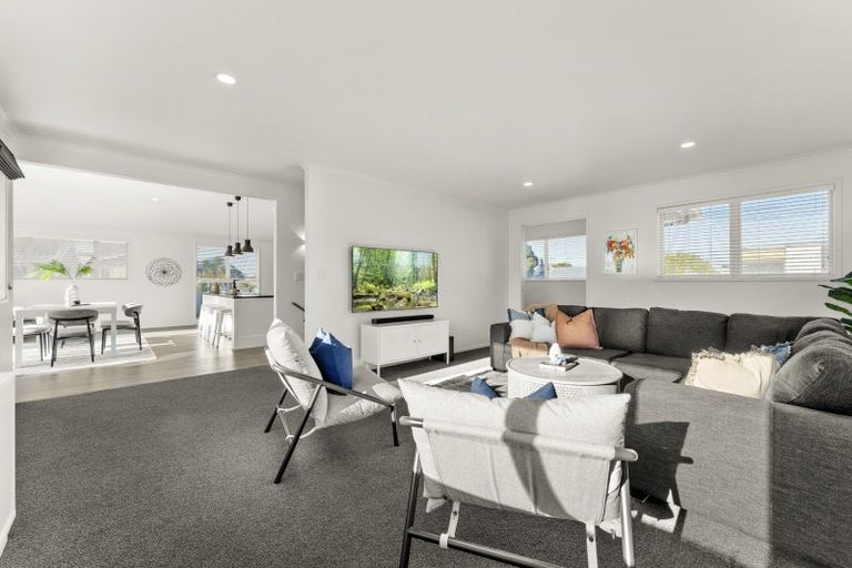 Photo of property in 379b Oceanbeach Road, Mount Maunganui, 3116
