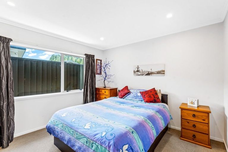 Photo of property in 21 Somerby Mews, Silverstream, Upper Hutt, 5019