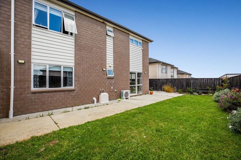 Photo of property in 22 Te Aramanu Crescent, Papakura, 2110