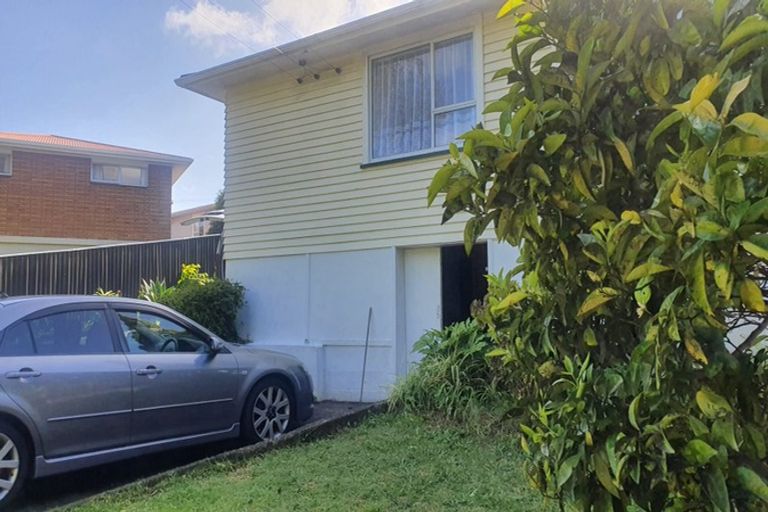 Photo of property in 55 Lorna Street, Lynmouth, New Plymouth, 4310