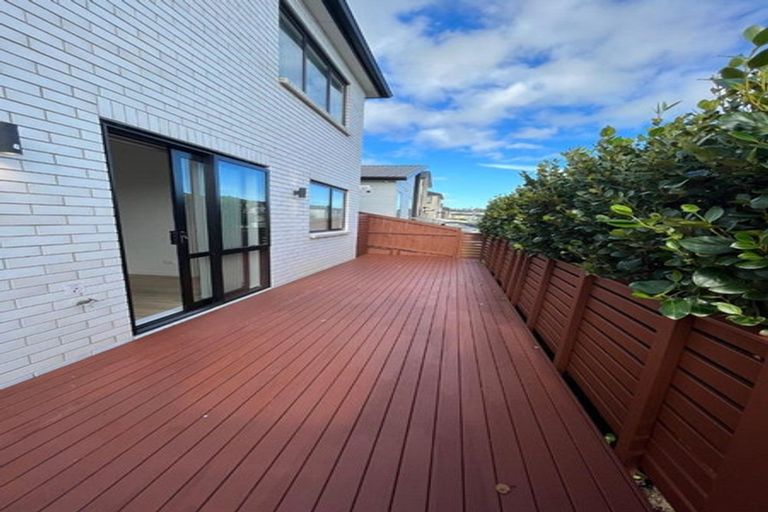 Photo of property in 36 Hikuawa Road, Flat Bush, Auckland, 2019