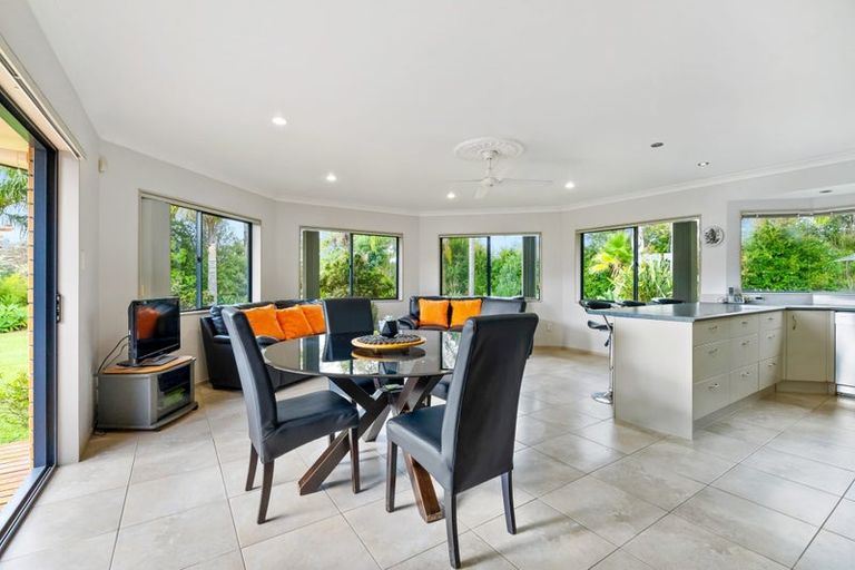 Photo of property in 99 Old Parua Bay Road, Abbey Caves, Whangarei, 0175