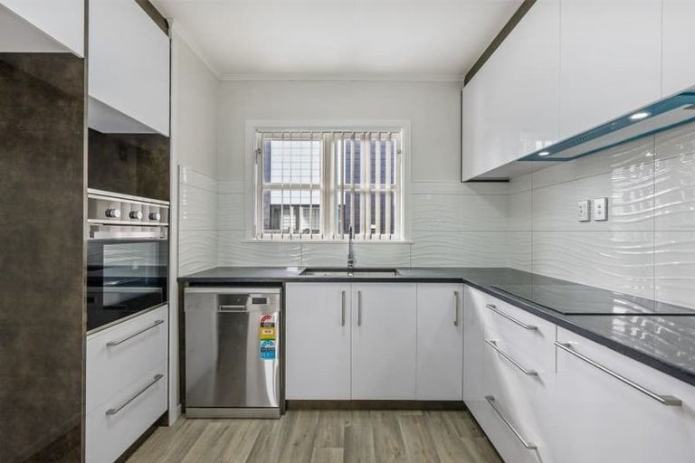 Photo of property in 18b Calvert Avenue, Mangere East, Auckland, 2024