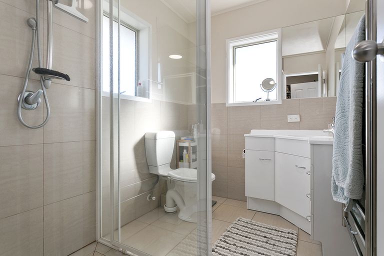 Photo of property in 82 Moore Street, Leamington, Cambridge, 3432