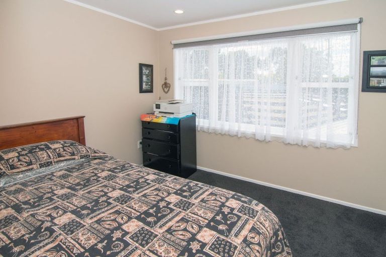 Photo of property in 37 Chester Road, Clareville, Carterton, 5791