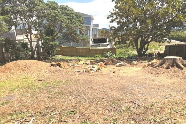 Photo of property in 21 Ranui Avenue, Ranui, Auckland, 0612