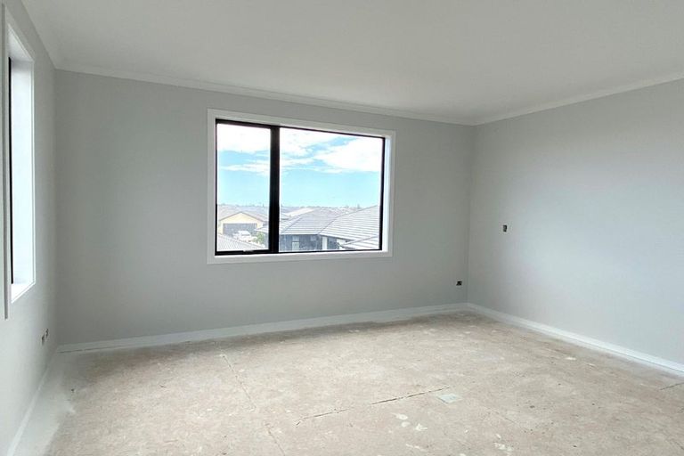 Photo of property in 9 Carronade Street, Papamoa Beach, Papamoa, 3118