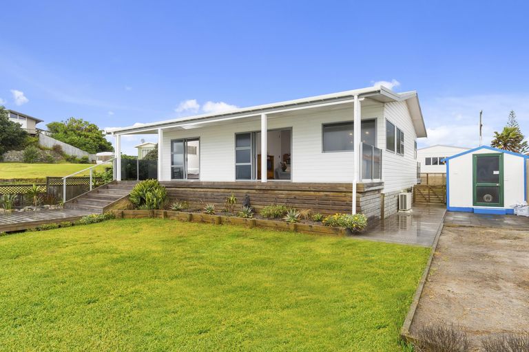 Photo of property in 355 Pukehina Parade, Pukehina, Te Puke, 3189