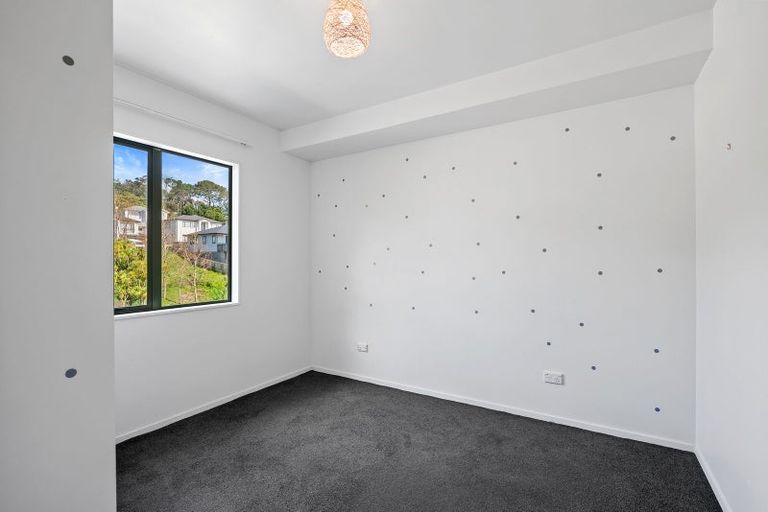 Photo of property in 121b Sunnyside Road, Sunnyvale, Auckland, 0612