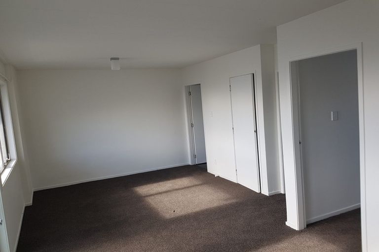 Photo of property in 33 Seddon Road, Frankton, Hamilton, 3204