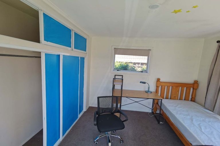 Photo of property in 19 Solway Avenue, Ilam, Christchurch, 8041