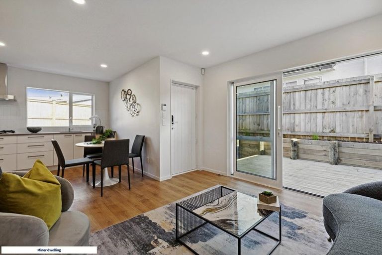 Photo of property in 17b Alexandra Street, Riverhead, 0820