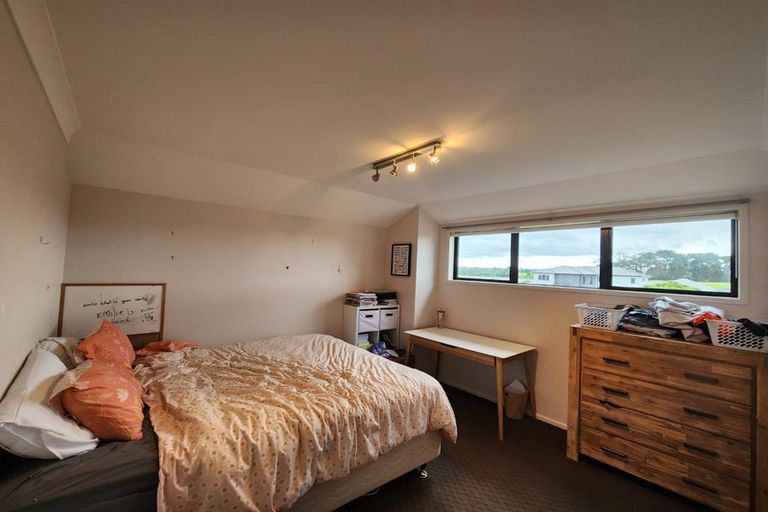 Photo of property in 5 Goble Road, Clarks Beach, Pukekohe, 2679