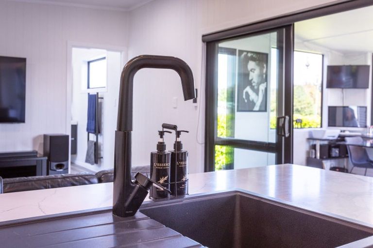 Photo of property in 111 Grey Street, Woodville, 4920