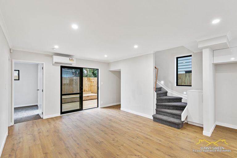 Photo of property in 111c Russell Road, Manurewa, Auckland, 2102