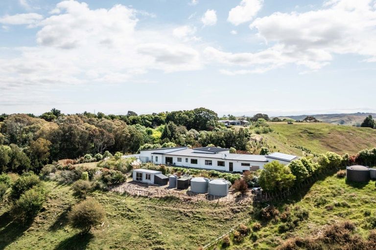 Photo of property in 32 Quarry Ridge, Poraiti, Napier, 4182