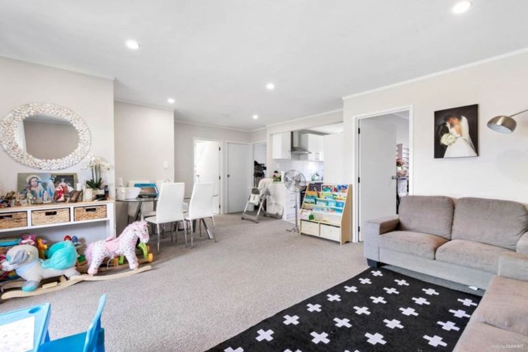 Photo of property in 2/20 Bertrand Road, Mount Wellington, Auckland, 1060
