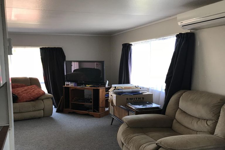 Photo of property in 26 Elmwood Crescent, Pukete, Hamilton, 3200