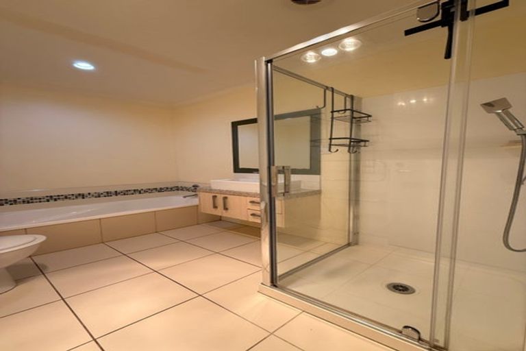 Photo of property in 8 Reins Road, Takanini, 2112