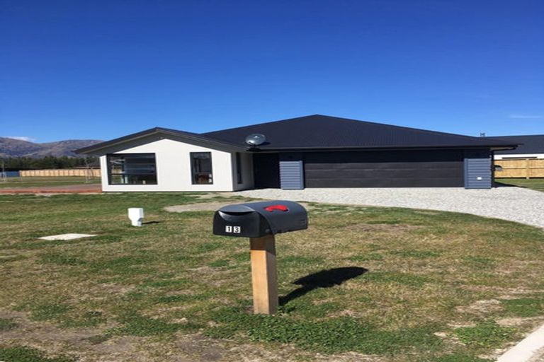 Photo of property in 13 Pennycook Place, Lake Hawea, 9382