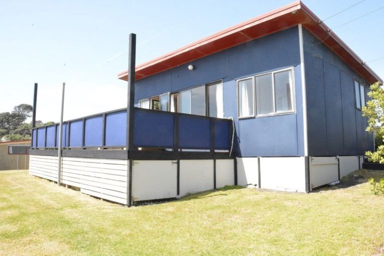 Photo of property in 5 Tokopapa Street, Mokau, 4376