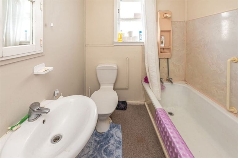 Photo of property in 27 Murch Place, Tawhero, Whanganui, 4500