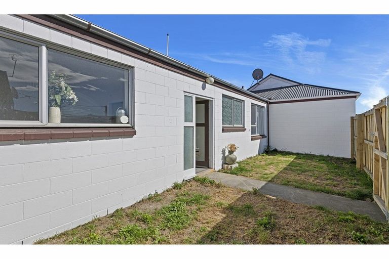 Photo of property in 3/16 Lane Street, Woolston, Christchurch, 8023