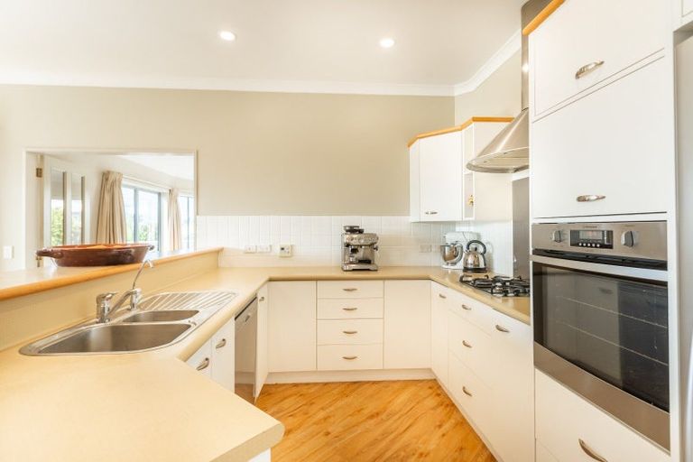 Photo of property in 12 Murray Court, Paraparaumu Beach, Paraparaumu, 5032