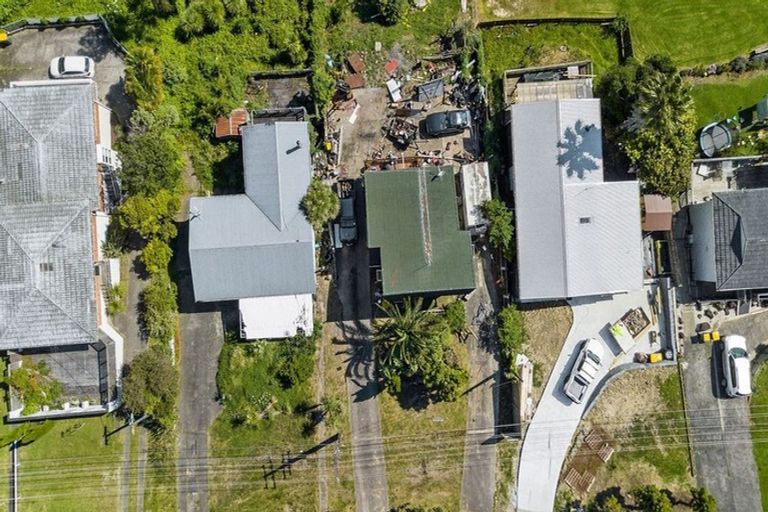 Photo of property in 577 East Coast Road, Browns Bay, Auckland, 0630