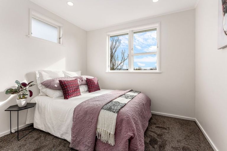 Photo of property in 43 Fantame Street, Cannons Creek, Porirua, 5024