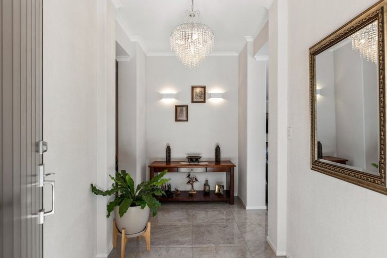 Photo of property in 7 Pike Place, Ferndale, New Plymouth, 4310